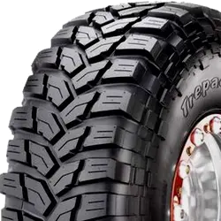 Maxxis M8060 Trepador 235/75 R 15